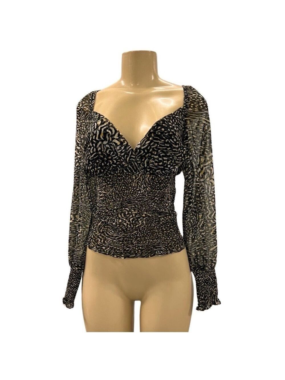 NWT $69 Steve Madden Print Top - Picture 4 of 8